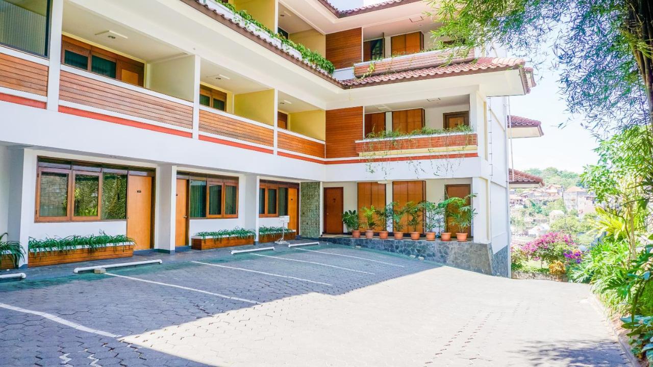 Capital O 1616 Setiabudhi Indah Hotel Bandung Eksteriør billede