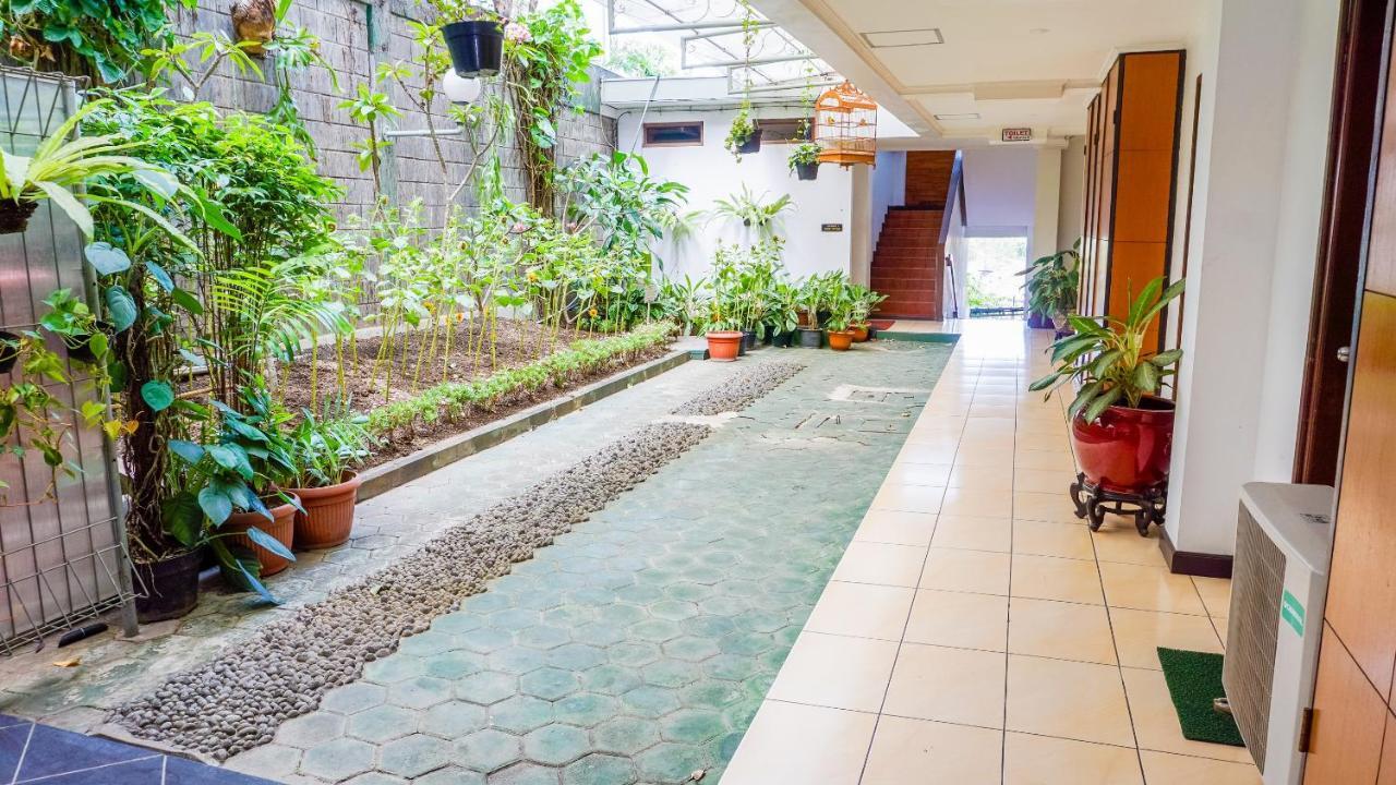 Capital O 1616 Setiabudhi Indah Hotel Bandung Eksteriør billede